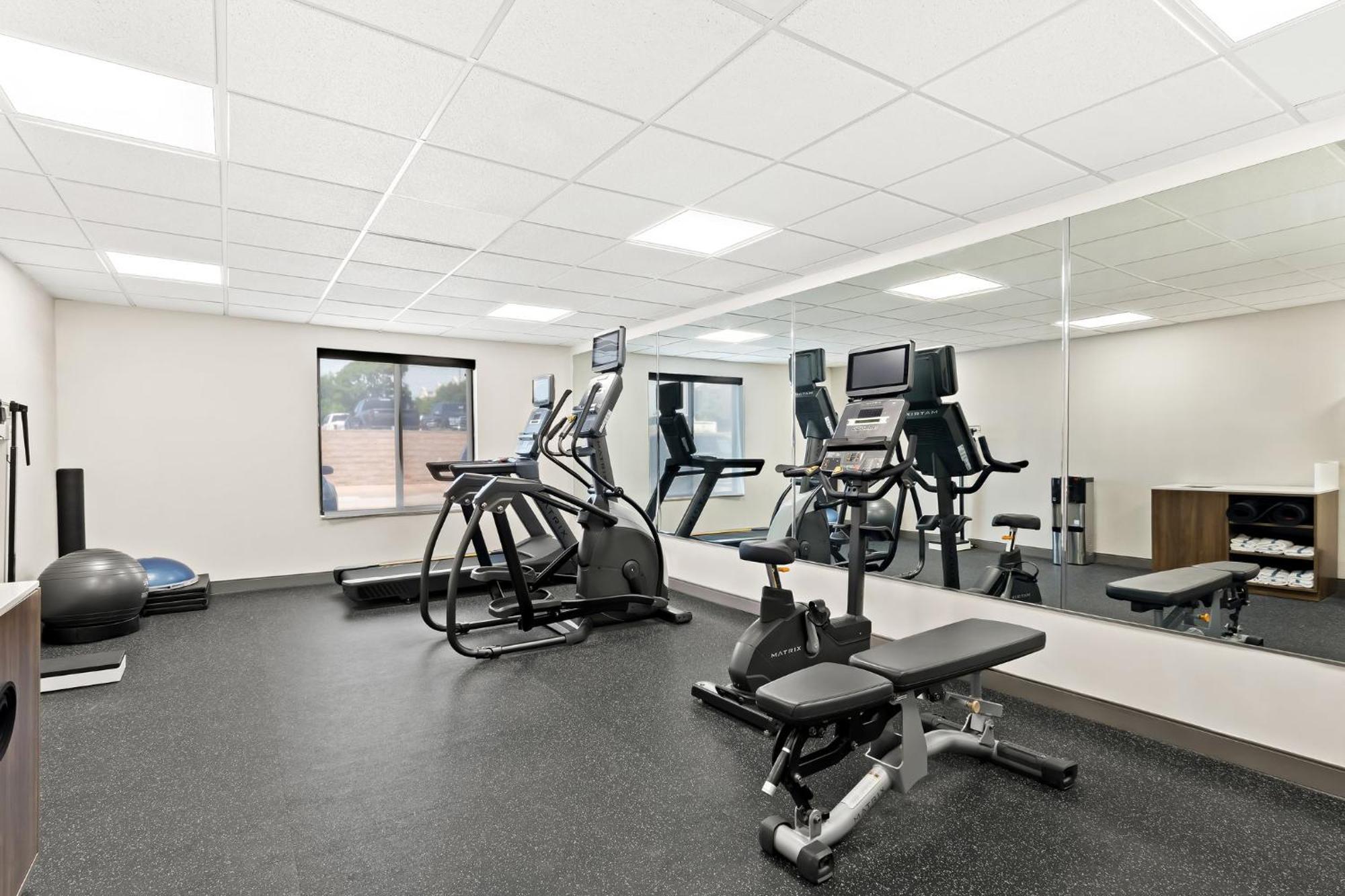 Holiday Inn Express & Suites Perry By Ihg Εξωτερικό φωτογραφία