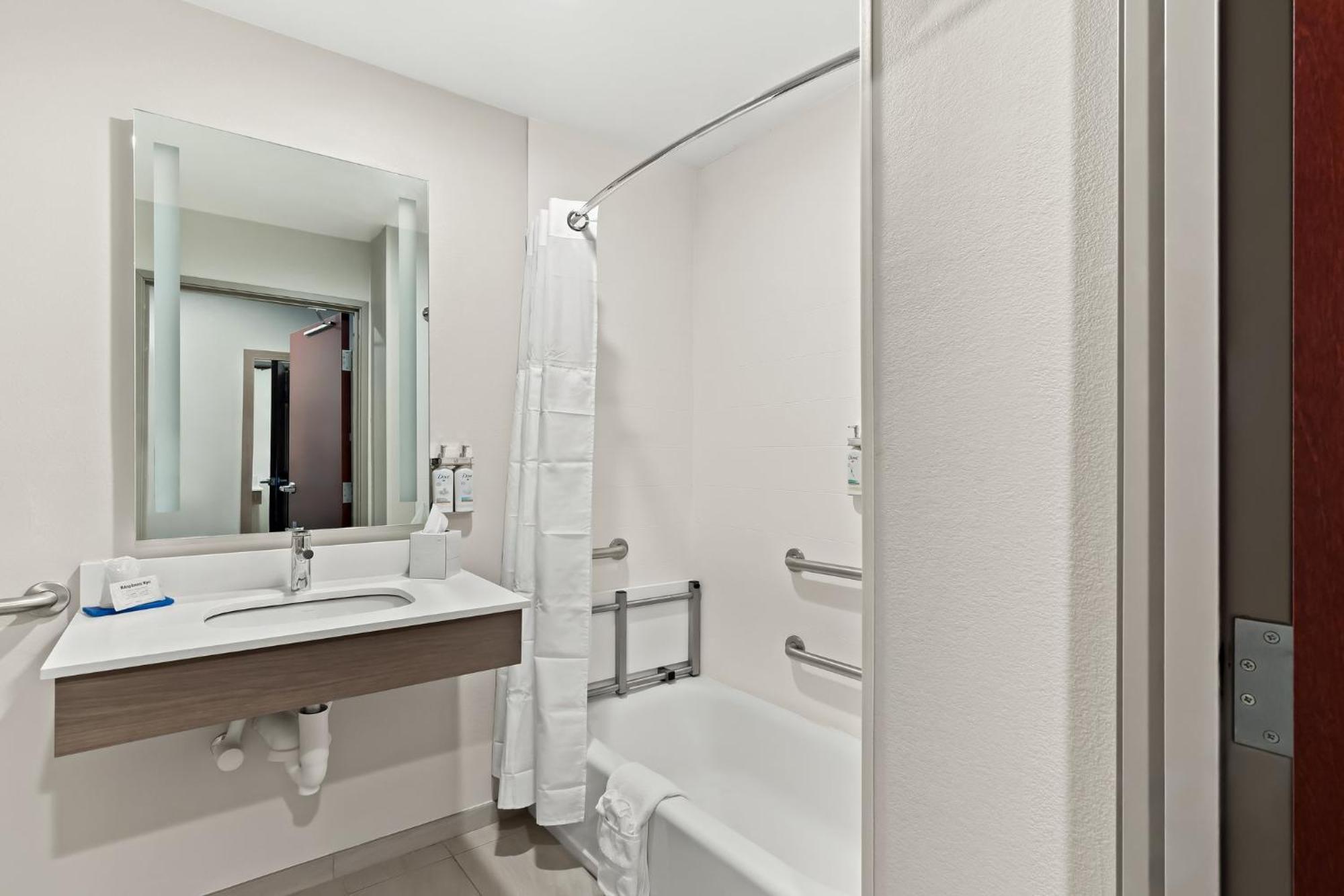 Holiday Inn Express & Suites Perry By Ihg Εξωτερικό φωτογραφία