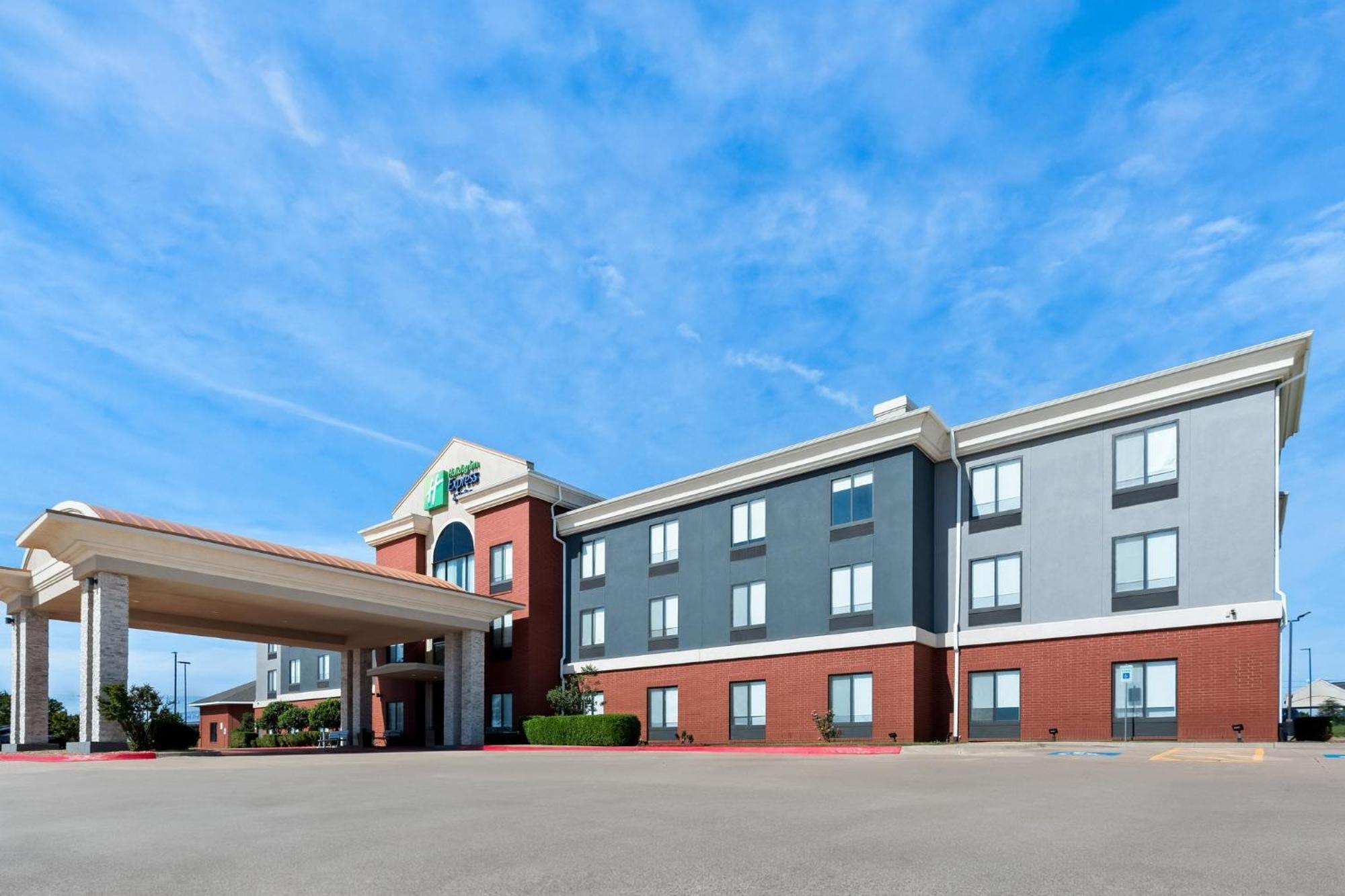 Holiday Inn Express & Suites Perry By Ihg Εξωτερικό φωτογραφία